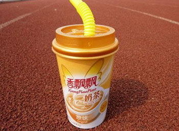 香飄飄上交所掛牌上市成功