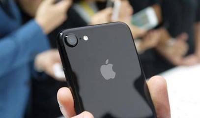 蘋果遭遇“信號(hào)門”再召回部分iPhone 7