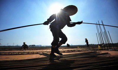 廣州高溫天氣不斷怎樣才能避免中暑